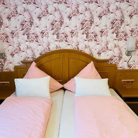 Altstadt Glockenhof * Eltville am Rhein