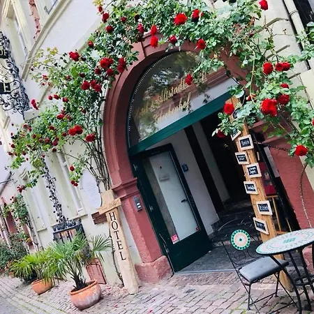 Altstadt Glockenhof Отель Эльтвилле