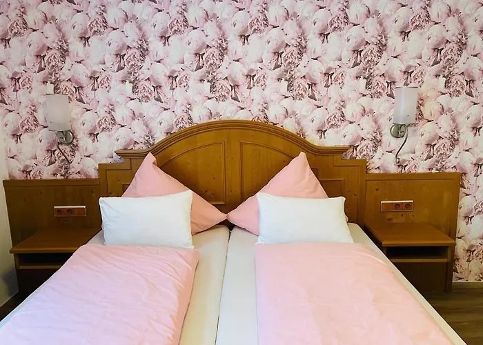 Altstadt Glockenhof * Eltville am Rhein